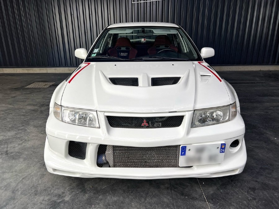 Mitsubishi Lancer in gutem Zustand mit Matching Numbers Baujahr BJ 03/2001
