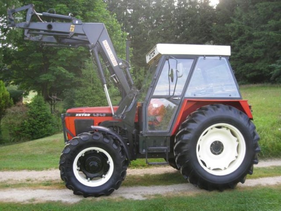 Top: Zetor 4340 Allrad Baujahr BJ 12/1994