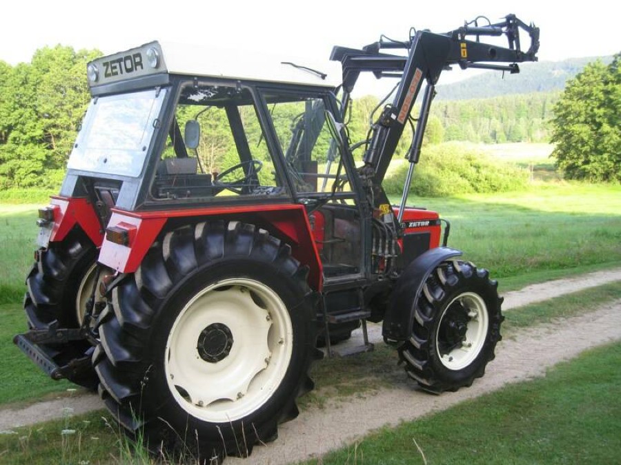 Top: Zetor 4340 Allrad Baujahr BJ 12/1994