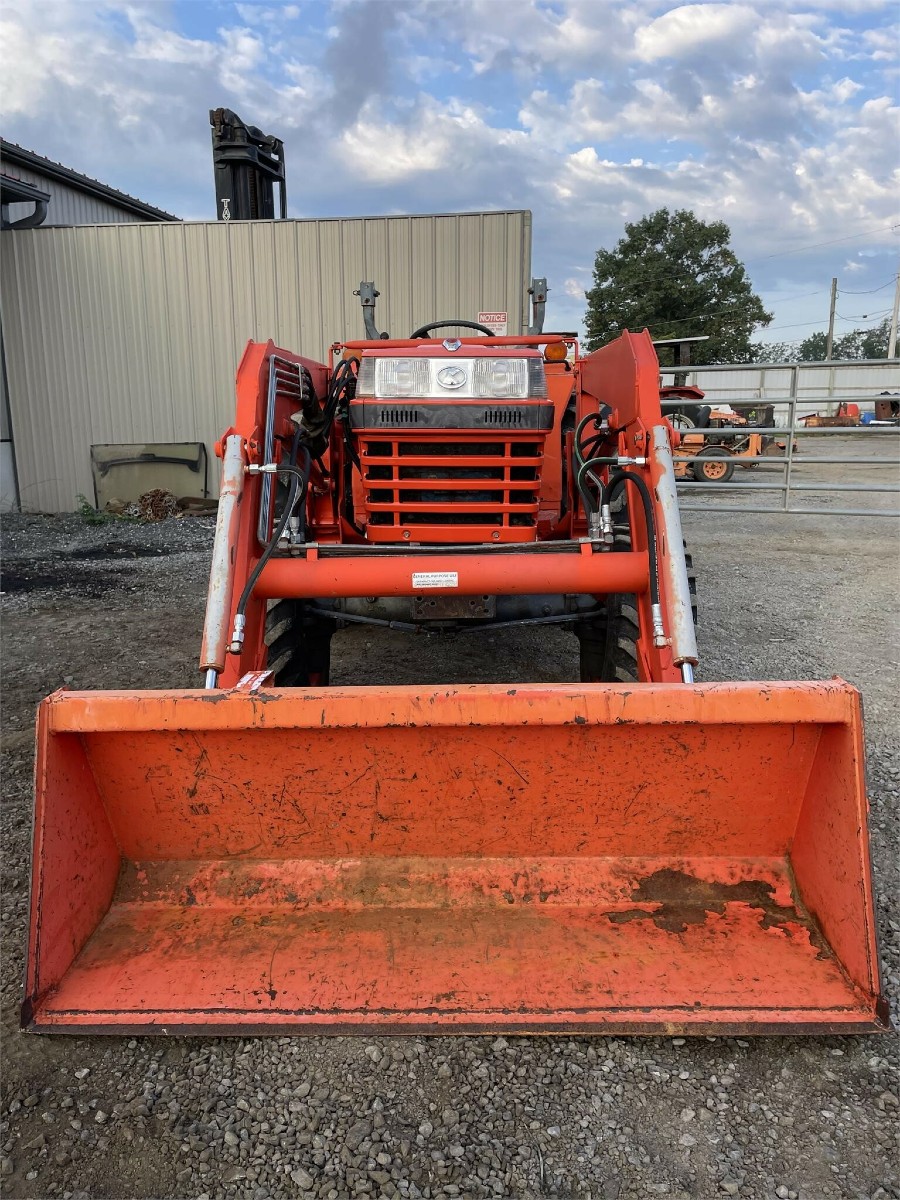 Youngtimer Kubota L4300DT Traktor in perfektem Zustand Baujahr BJ 01/2003