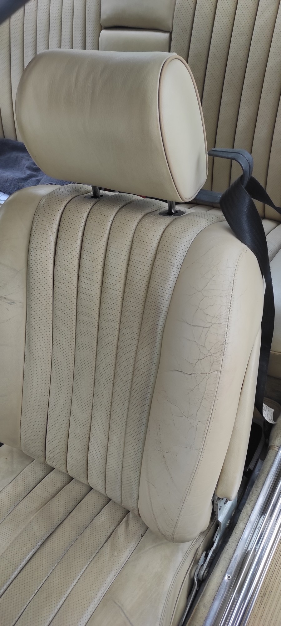 Mercedes Benz 280 SLC steht zum Verkauf Baujahr BJ 07/1981