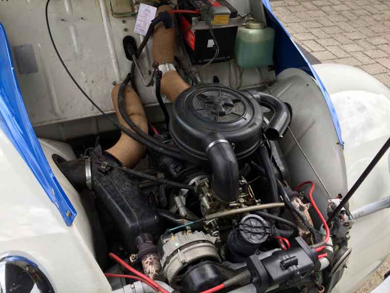 Citroen 2 CV 6 Cocorico Baujahr BJ -