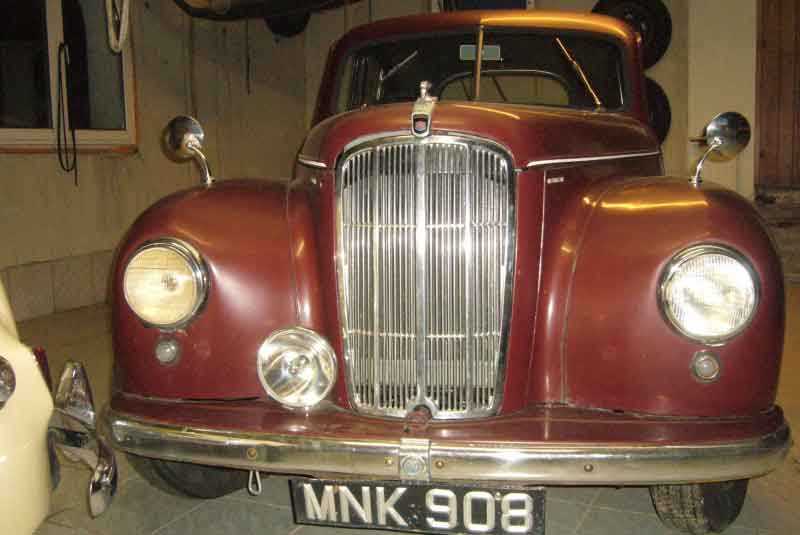 Morris Six 1950 weinrot Baujahr BJ -