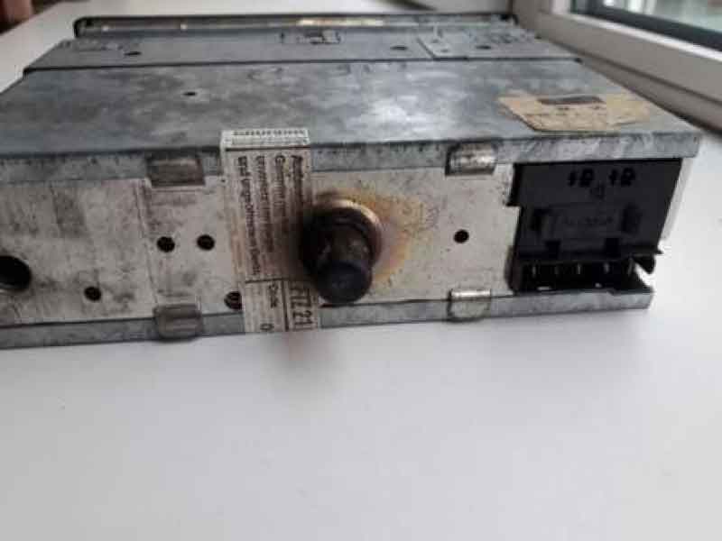 Oldtimer-Autoradio, original VW: Grundig Beta FTZ 21501 S Baujahr BJ -