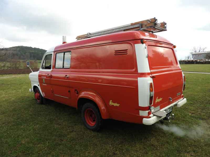 Der Traum aller Jungs ñ ein Feuerwehrauto. Ford Transit FT 130, EZ 1972, Baujahr BJ -