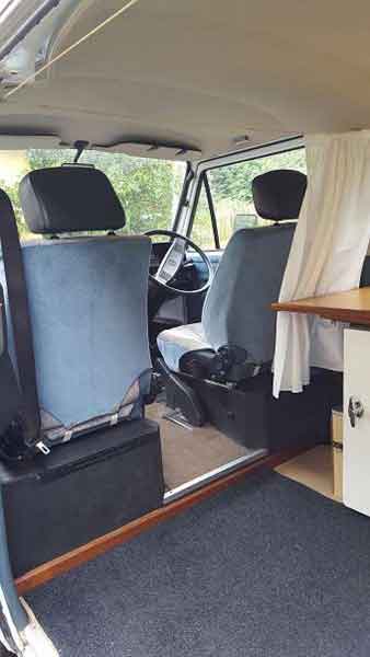 Oldtimer VW T3 Caravelle Multivan Baujahr BJ -
