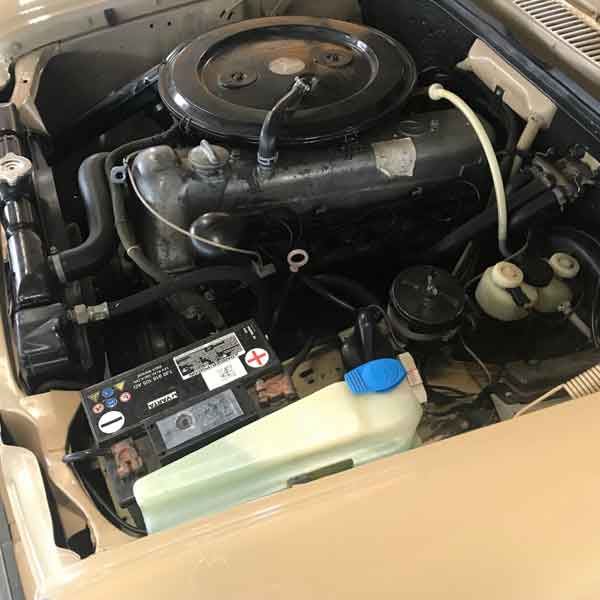 Mercedes w114 /8 Baujahr BJ -