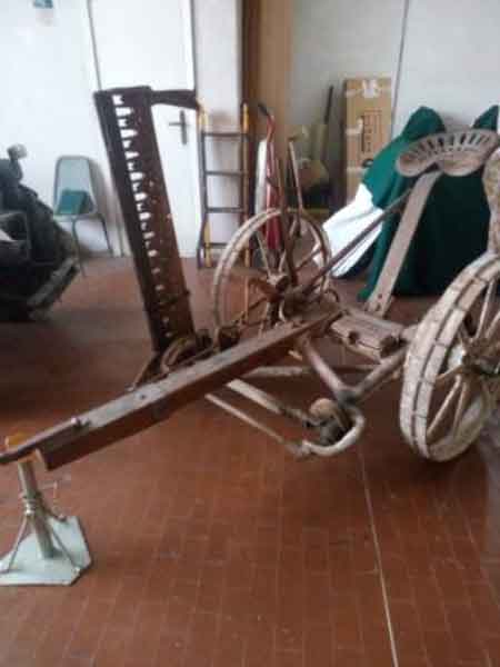 falciatrice Baujahr BJ -