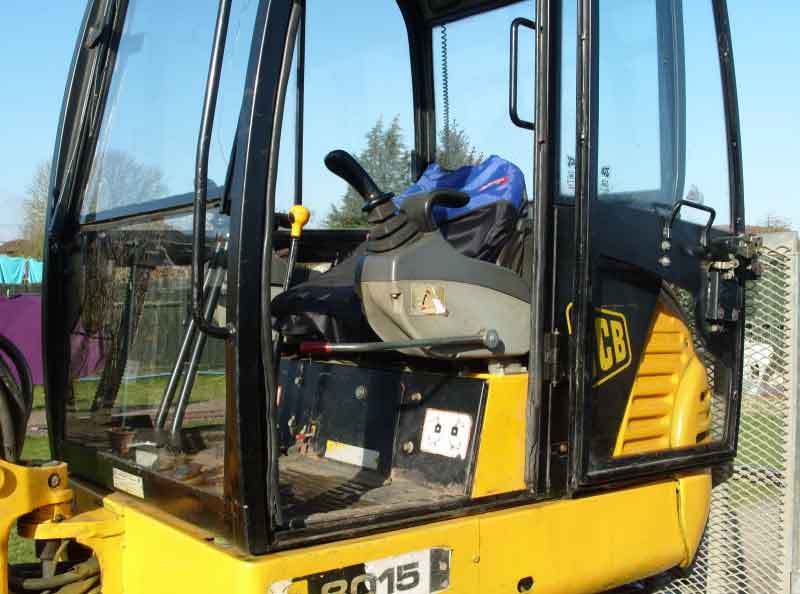 JCB Minibagger 8015 + Anhänger Baujahr BJ -