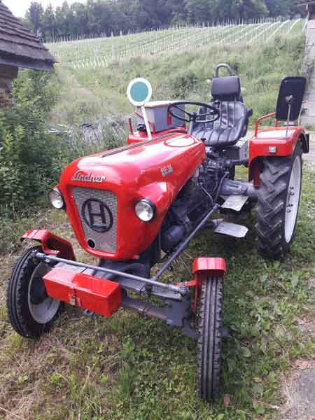Oldtimertraktor Baujahr BJ -