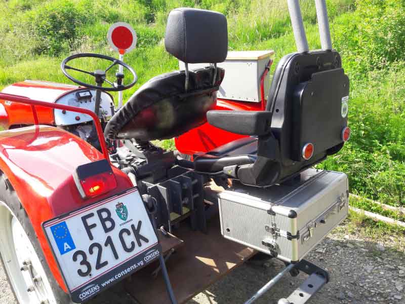 Oldtimertraktor Baujahr BJ -