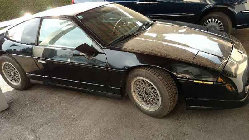 Pontiac Fiero GT Fastback Baujahr BJ -