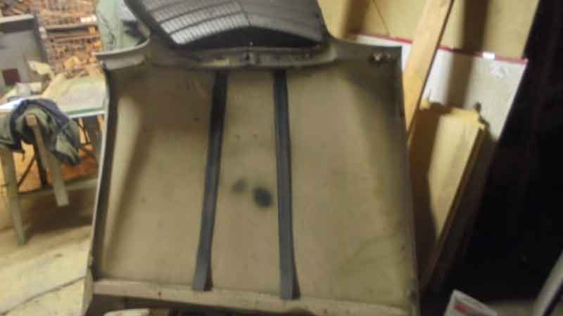 Mercedes W108/109 Kotflügel und 3 Motorhauben Baujahr BJ -