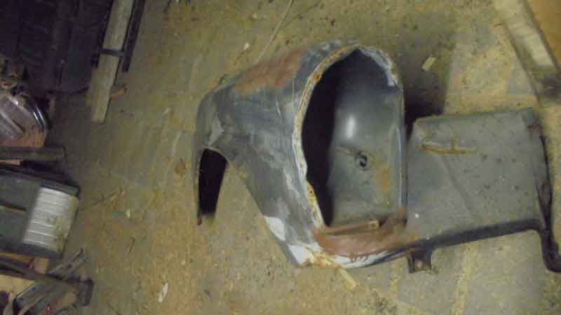 Mercedes W108/109 Kotflügel und 3 Motorhauben Baujahr BJ -