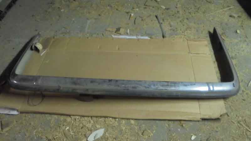 Mercedes W 114-8 Coupe Stoflstange hinten Baujahr BJ -
