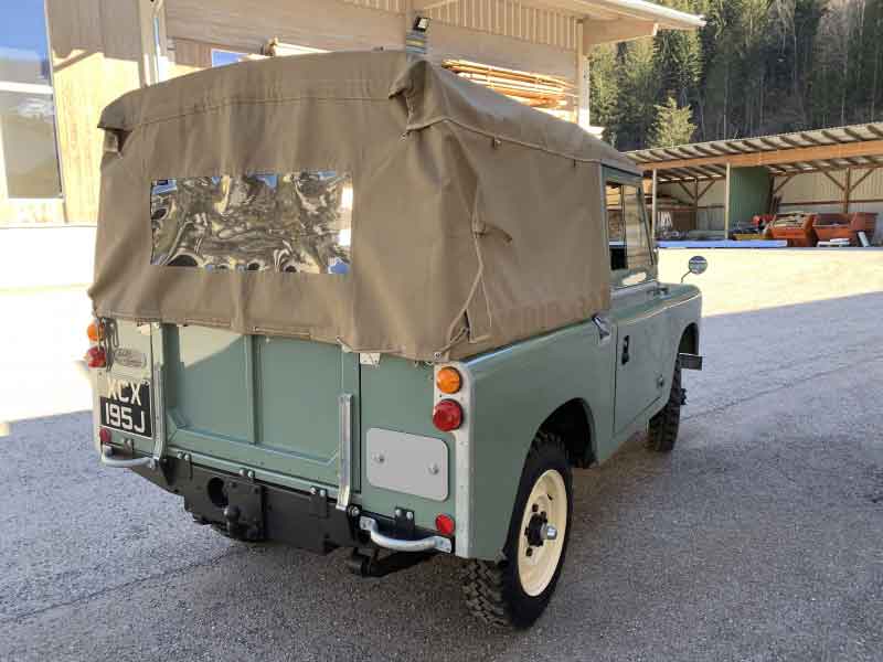 Land Rover 88 Serie IIA Soft Top Baujahr BJ -