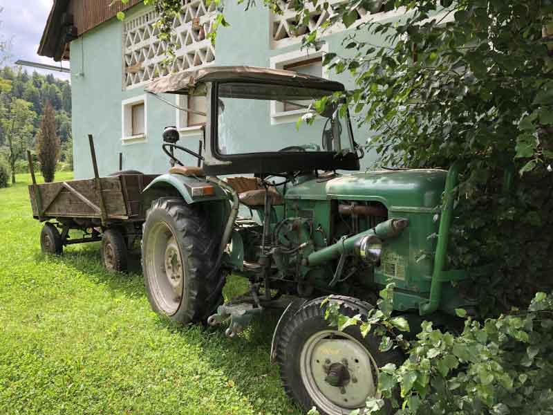Traktor Deutz D30 S mit Anhänger Baujahr BJ -