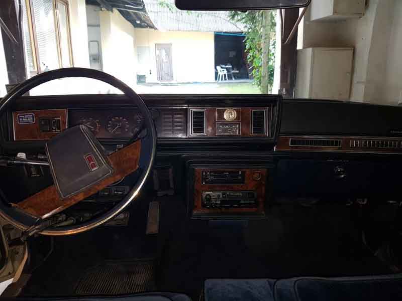 Oldsmobile Cutlass Supreme Baujahr BJ -