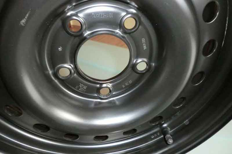 4 FabriksNEUE ! orig. JAGUAR Stahlfelgen für JAGUAR XJ / XJS - NIE GEFAHREN - VÖLLIG NEU ! Baujahr BJ -