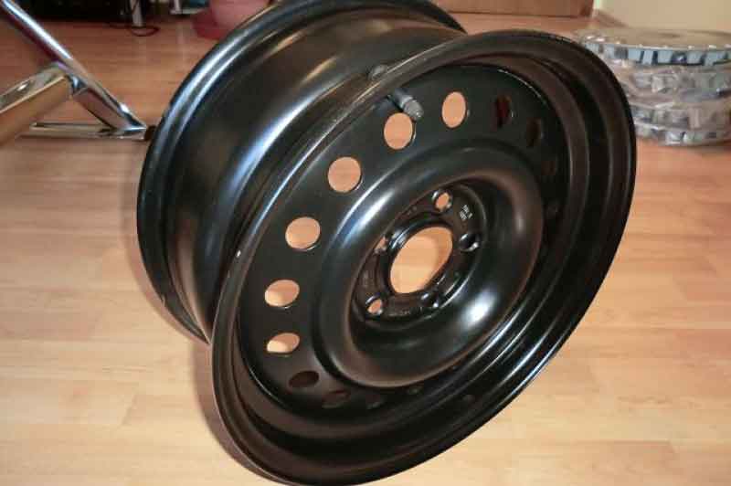 4 FabriksNEUE ! orig. JAGUAR Stahlfelgen für JAGUAR XJ / XJS - NIE GEFAHREN - VÖLLIG NEU ! Baujahr BJ -