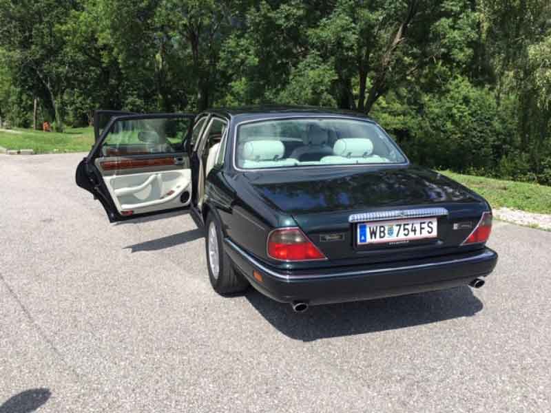 Jaguar DAIMLER SIX 4,0 AT MAJESTIC Baujahr BJ -