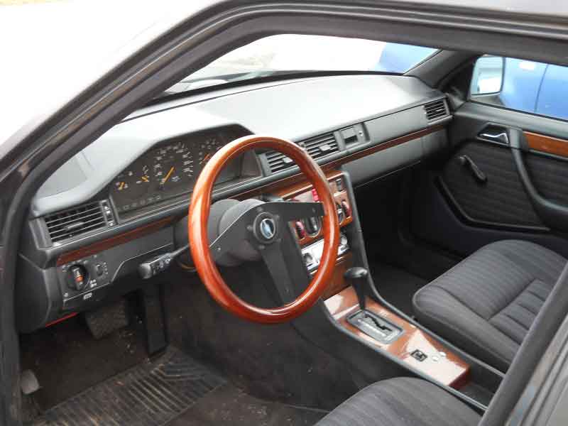 Verkaufe Mecedes W124 Limusine 300Turbodiesel Baujahr BJ -