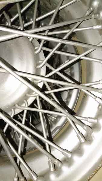 4 Stk Speichenräder mit Weiflwandreifen Baujahr BJ -