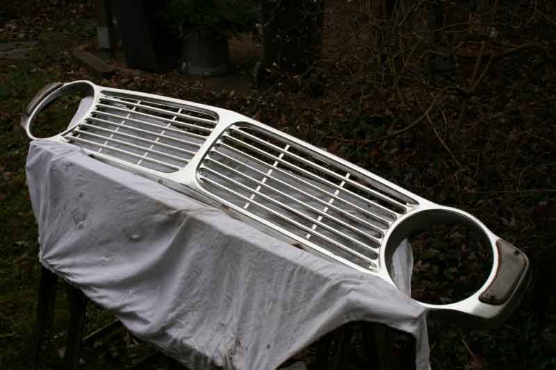 Volvo Kühlergrill Baujahr BJ -