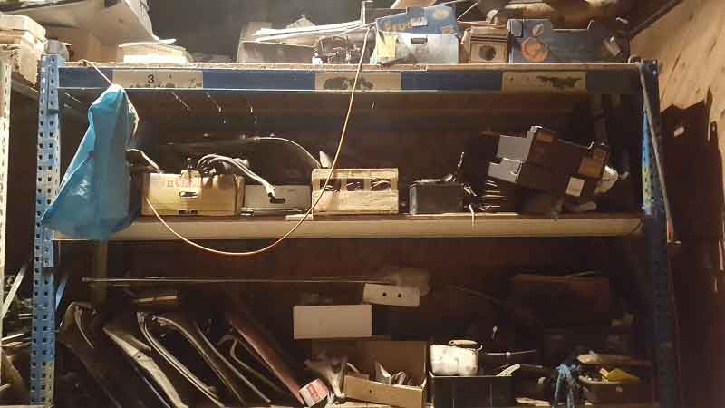 Corvette C3 Teilelager, neu und gebraucht, abzugeben Baujahr BJ -