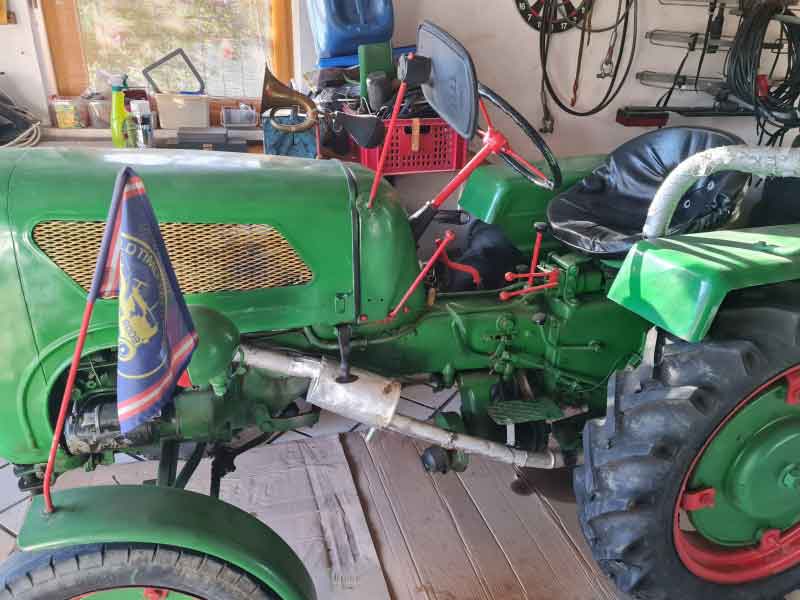 Holder B12 Baujahr BJ -