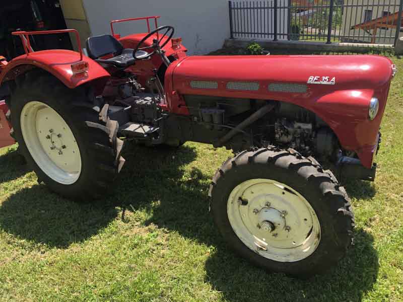 Dieseltraktor Baujahr BJ -