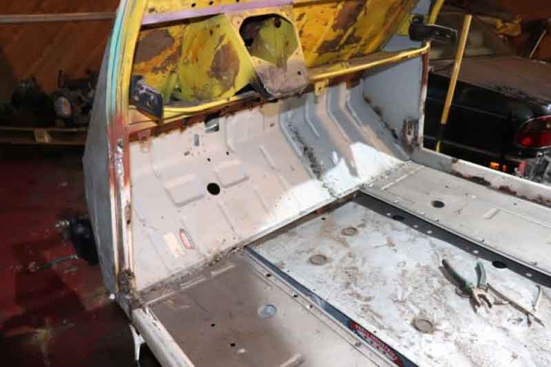 Neu aufgebauter 2CV in wunderschönem Olivgrün Baujahr BJ -