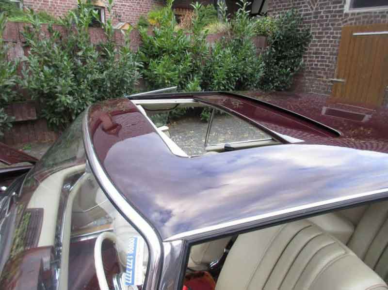 Mercedes-Benz 250 SE Bordaux- rot W 111 Baujahr BJ -