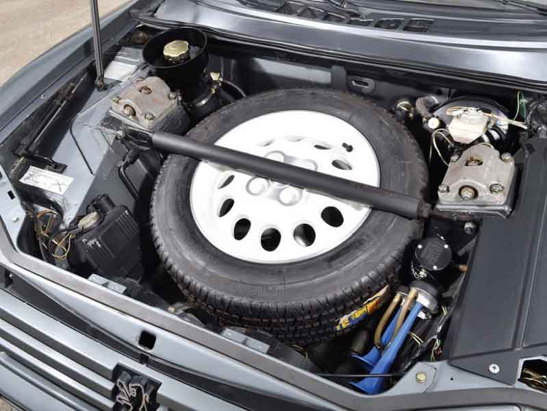 1984 Peugeot 205 Baujahr BJ -