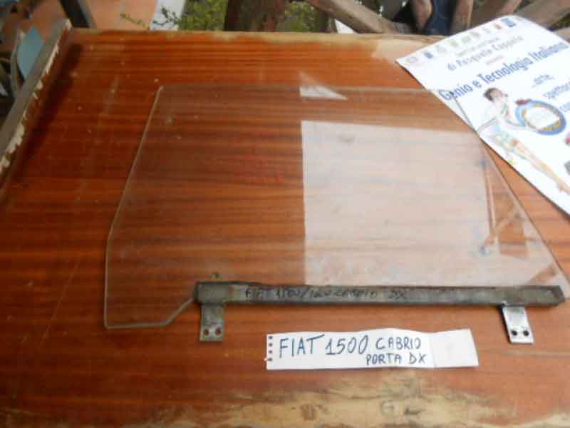 Rh door window for Fiat 1500 Spider Baujahr BJ -