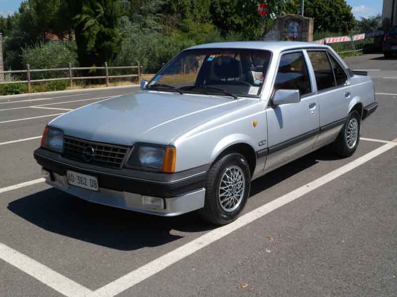 Opel Ascona 1.8 CD ie (ITALIEN) Baujahr BJ -