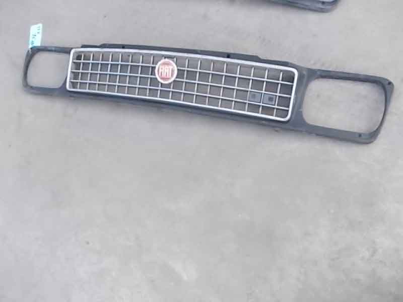 Front grill for Fiat 127 Super Baujahr BJ -