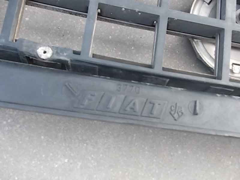 Front grill for Fiat 127 Super Baujahr BJ -