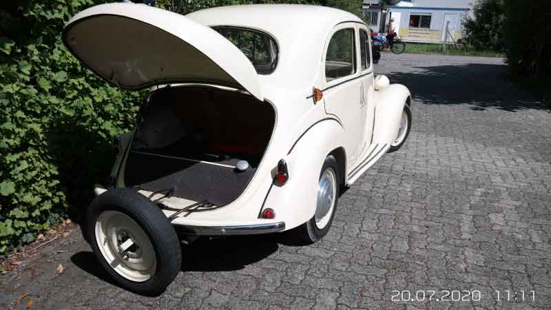 Simca 8-1200 Berline Baujahr BJ 04/1951