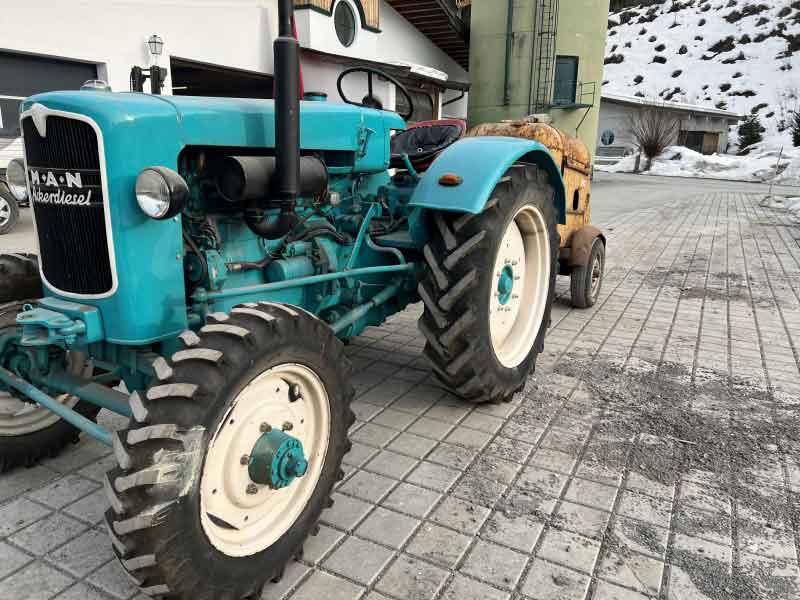 MAN Traktor Baujahr BJ -