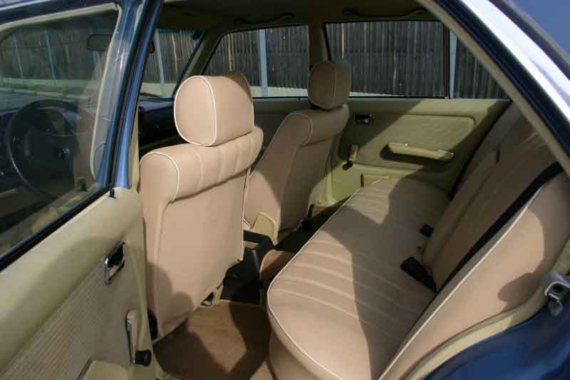 Mercedes 230 E W123 Baujahr BJ -