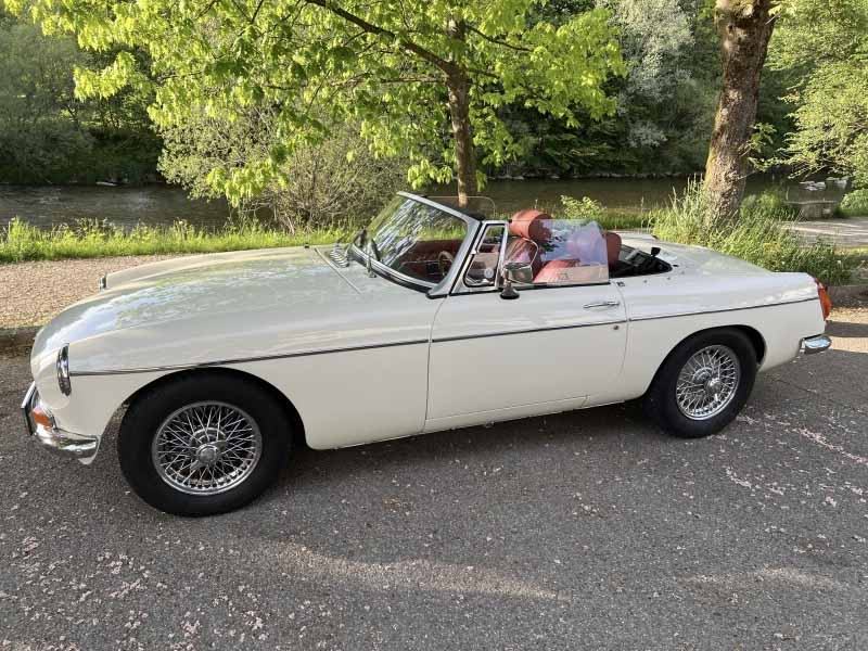 MG B 1974 Baujahr BJ -