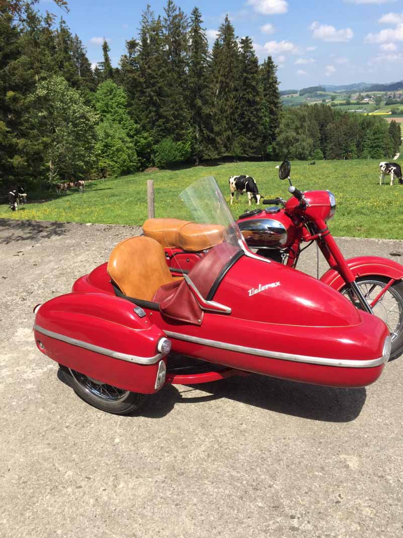 JAWA 350 ccm 1960 mit seitenwagen velorex Baujahr BJ -